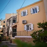 Pearl Port House Vakantiehuis Corfu (city)